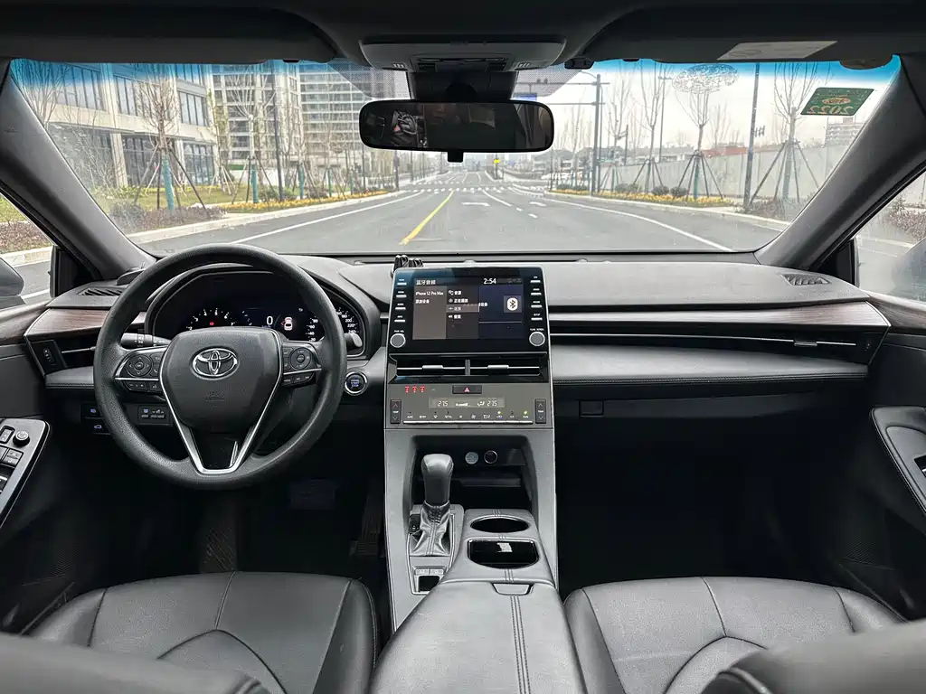 TOYOTA AVALON 2020