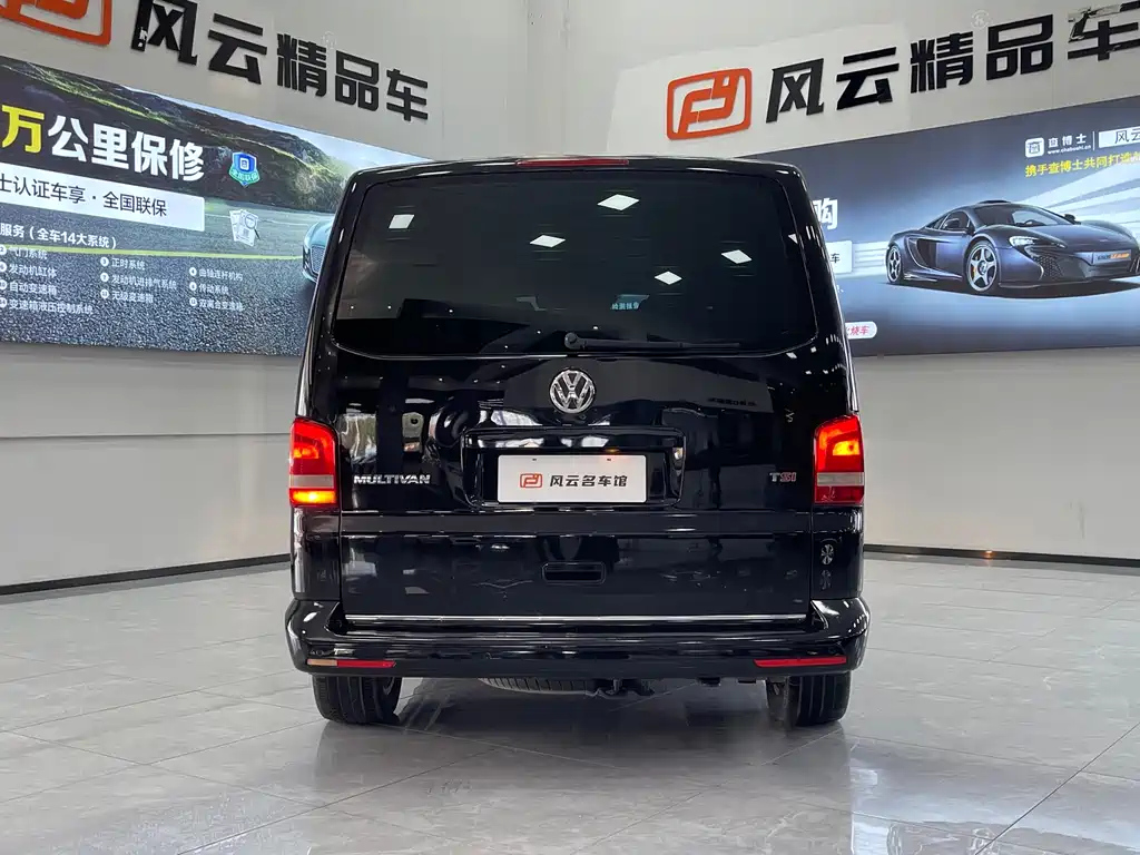 VOLKSWAGEN MULTIVAN 2013