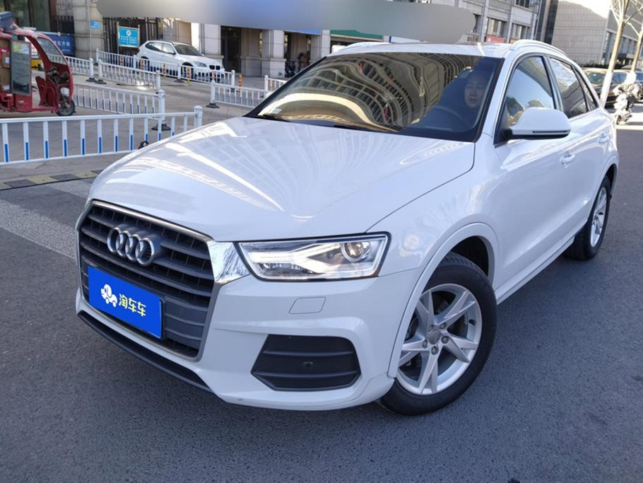 AUDI Q3 2017