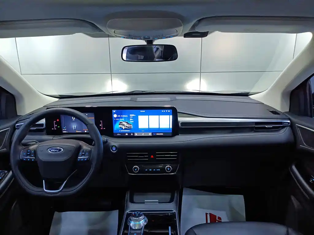 FORD EDGE 2021