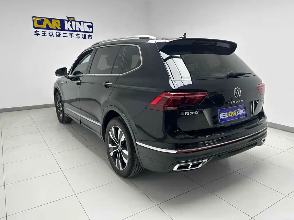 VOLKSWAGEN TIGUAN L 2023