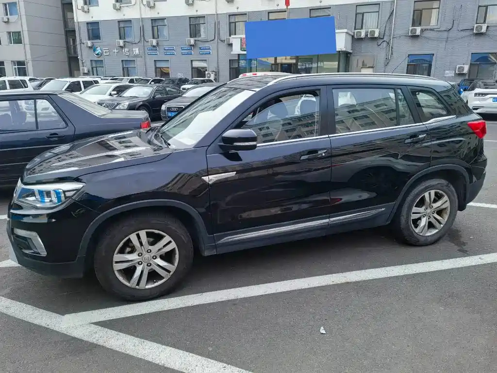 CHANGAN CS75 2015