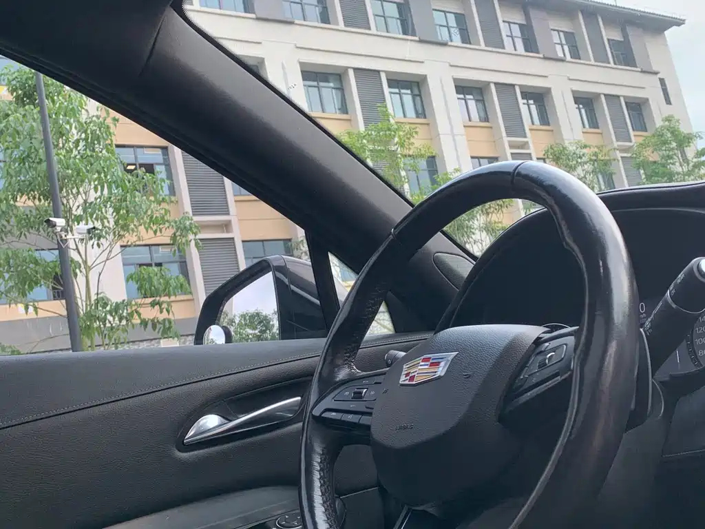 CADILLAC XT4 2019