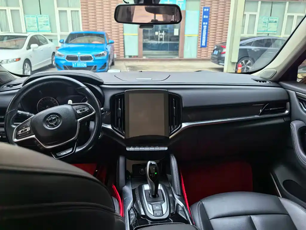 ZHONGHUA V7 2019