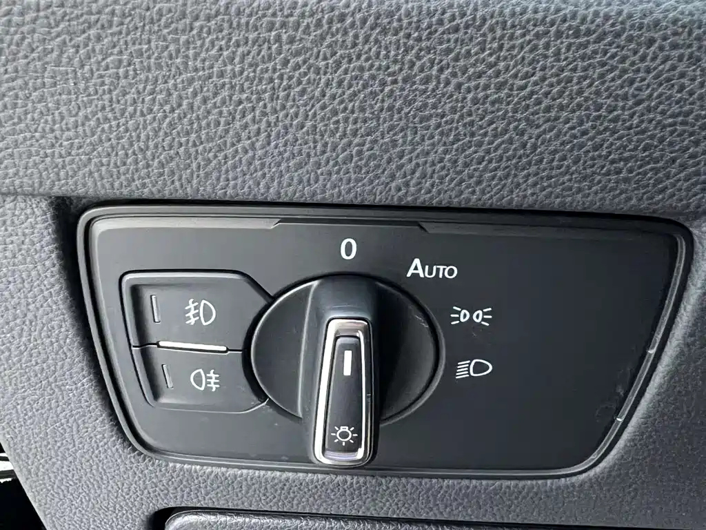 VOLKSWAGEN MAGOTAN 2022