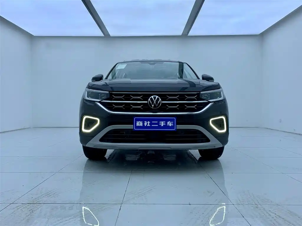 VOLKSWAGEN TAYRON 2023