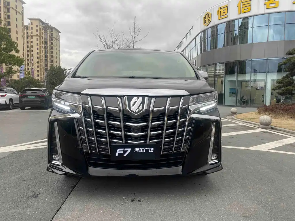 TOYOTA ALPHARD 2018