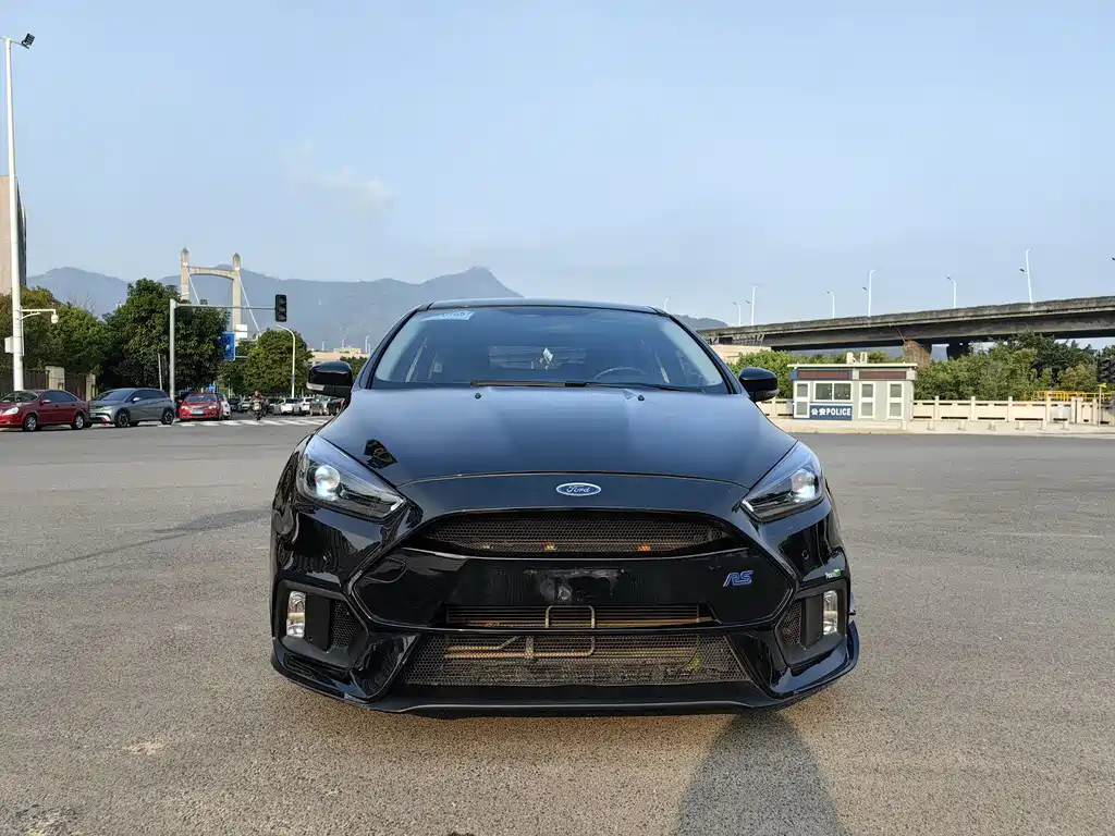 FORD FOCUS 2016
