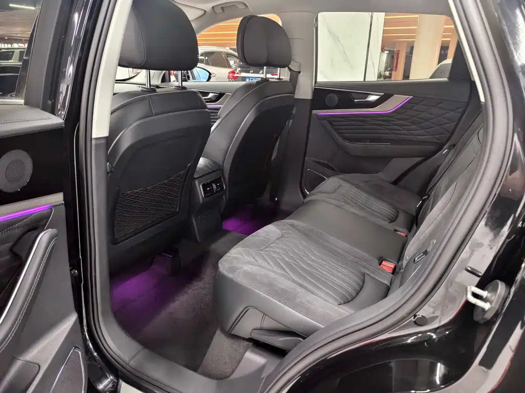 HONGQI HS5 2022