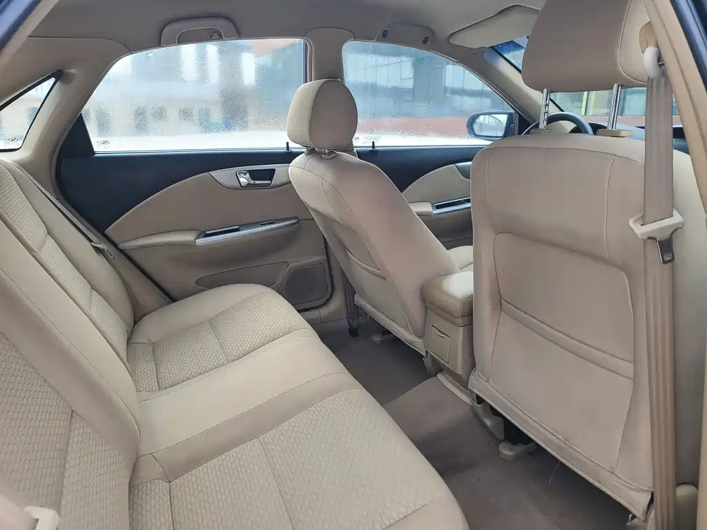 BUICK EXCELLE 2011
