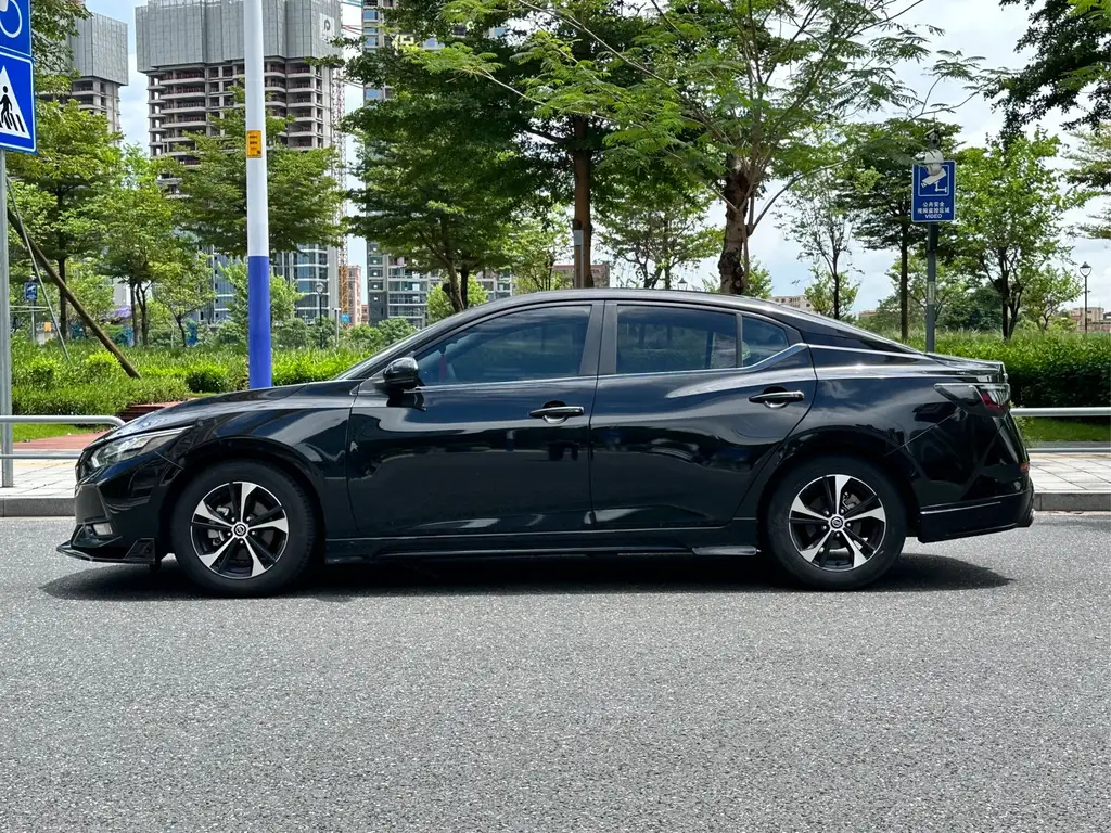NISSAN SYLPHY 2021