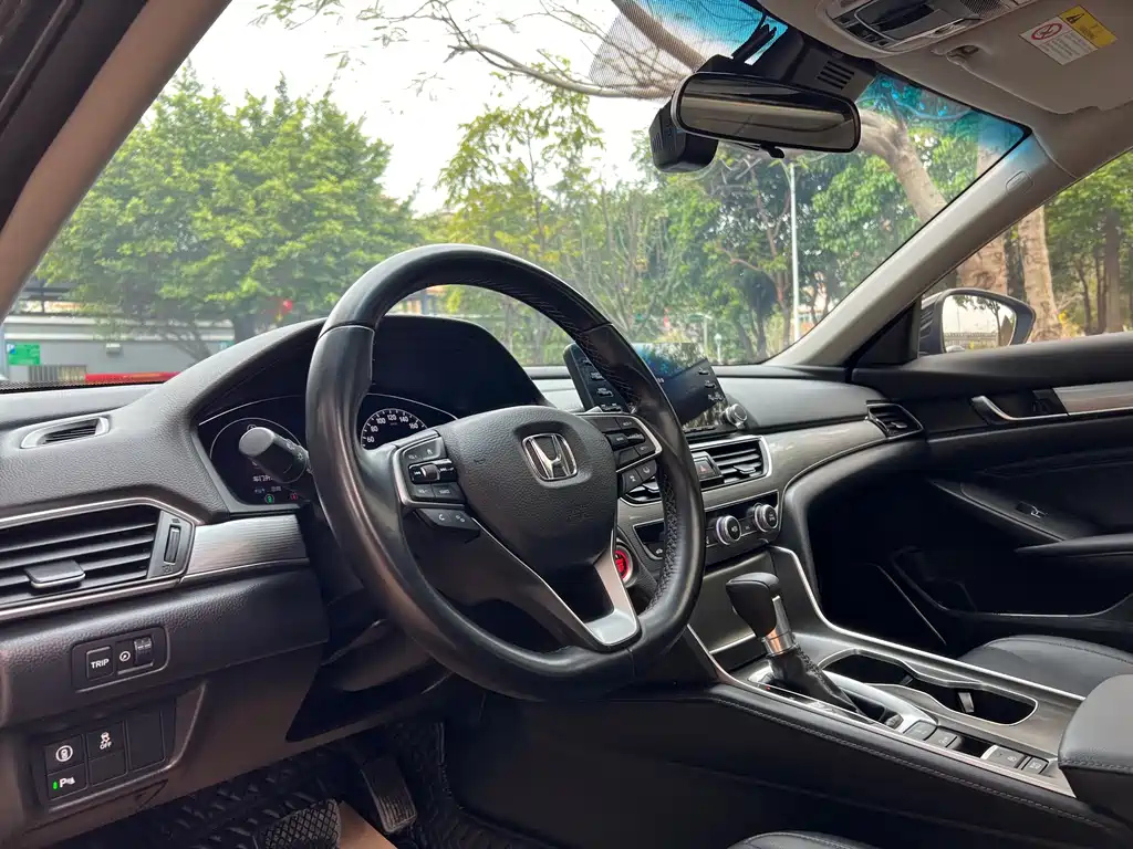 HONDA ACCORD 2021