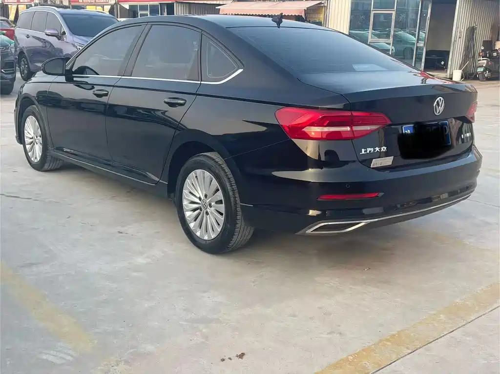 VOLKSWAGEN LAVIDA 2018