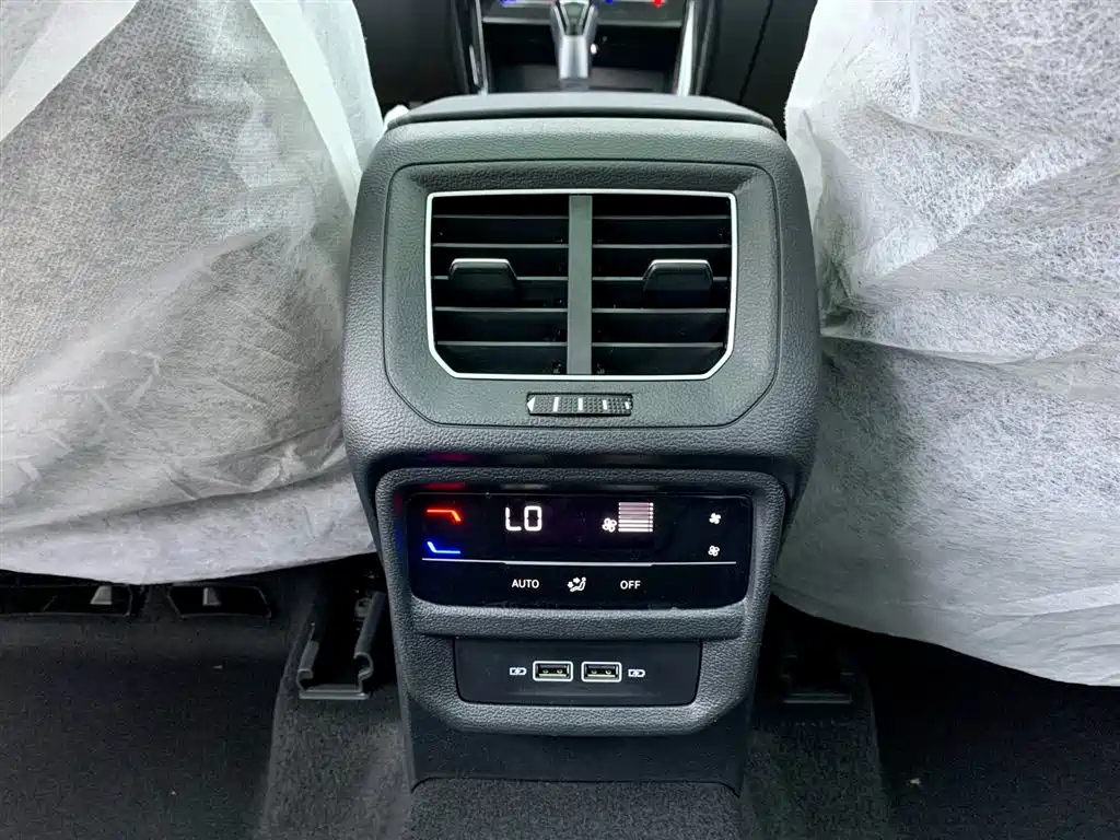 VOLKSWAGEN TAYRON 2023