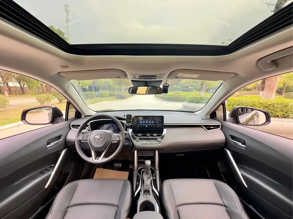 TOYOTA FRONTLANDER 2023