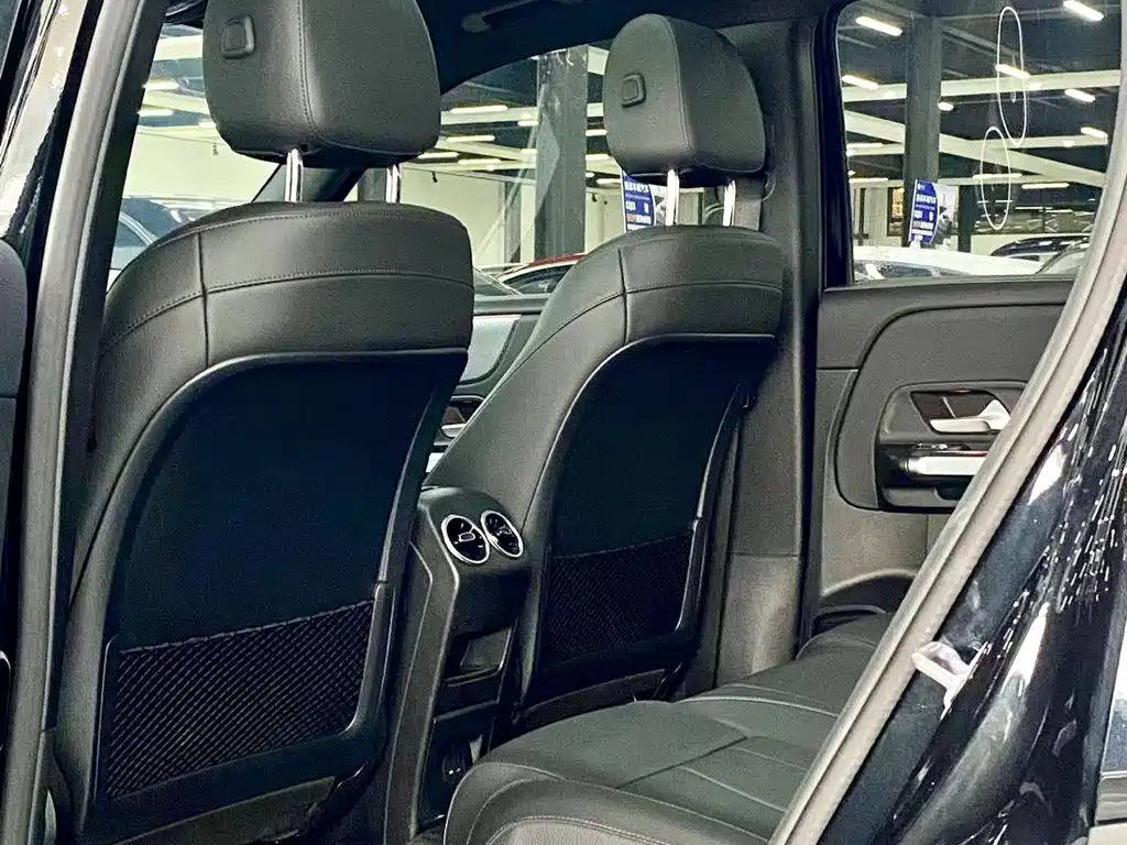 MERCEDES BENZ GLB 2020
