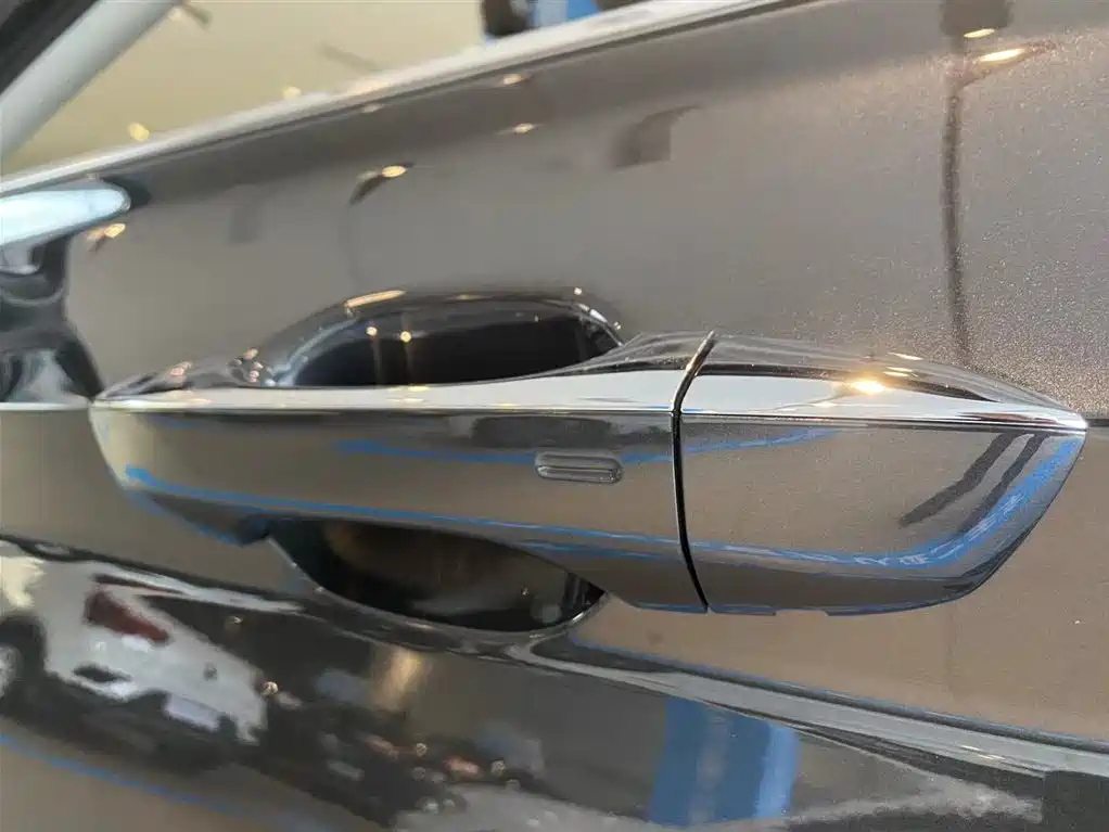VOLKSWAGEN SAGITAR 2021