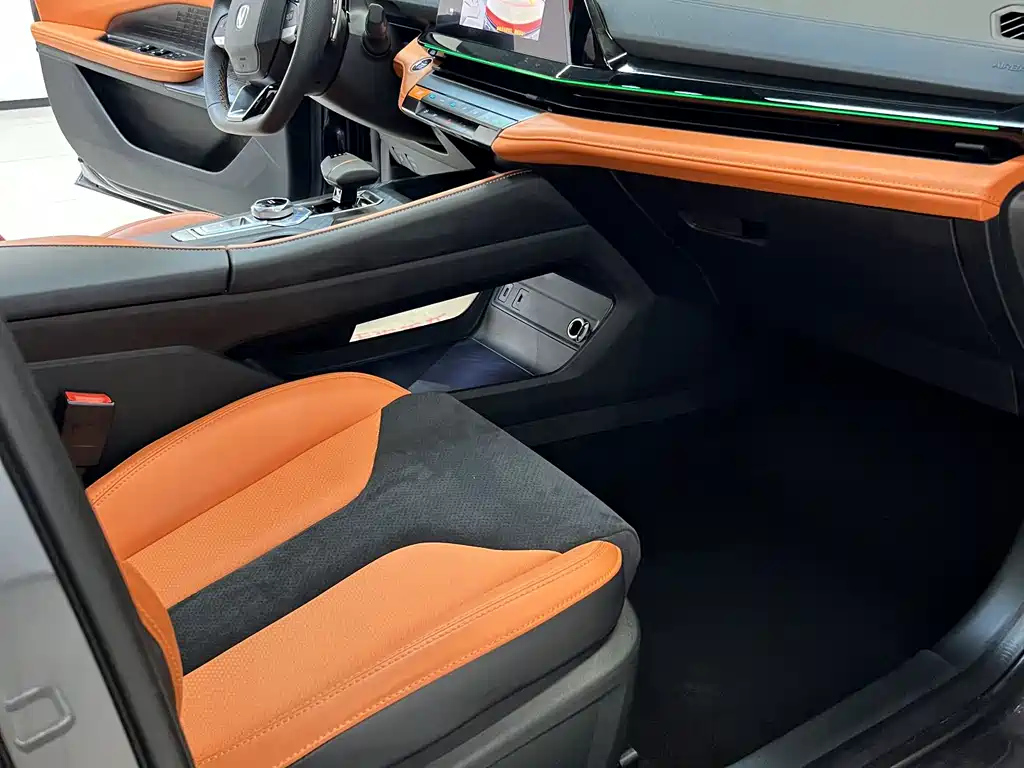 CHANGAN UNI-V 2023