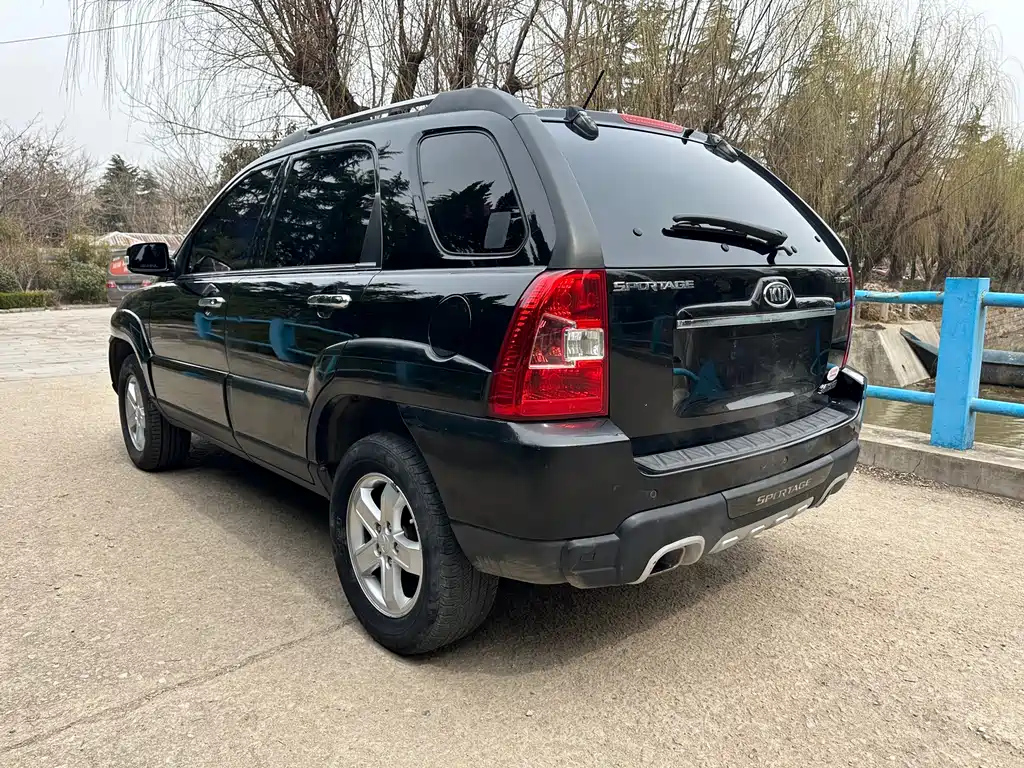 KIA SPORTAGE 2010