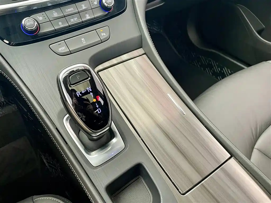 BUICK LACROSSE 2022