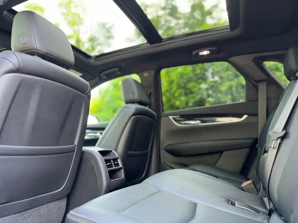 CADILLAC XT5 2022