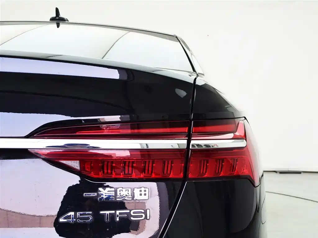 AUDI A6L 2022