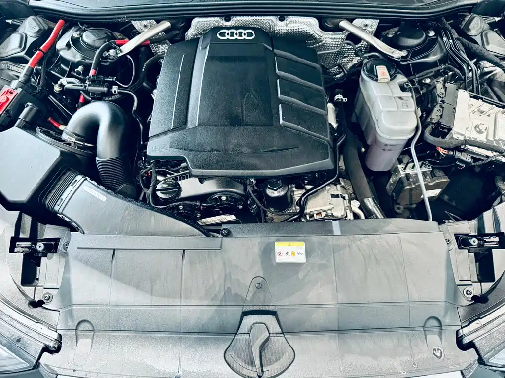 AUDI A6L 2021