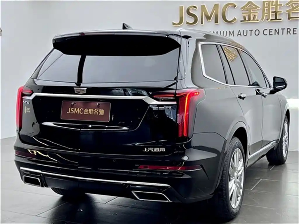 CADILLAC XT6 2021