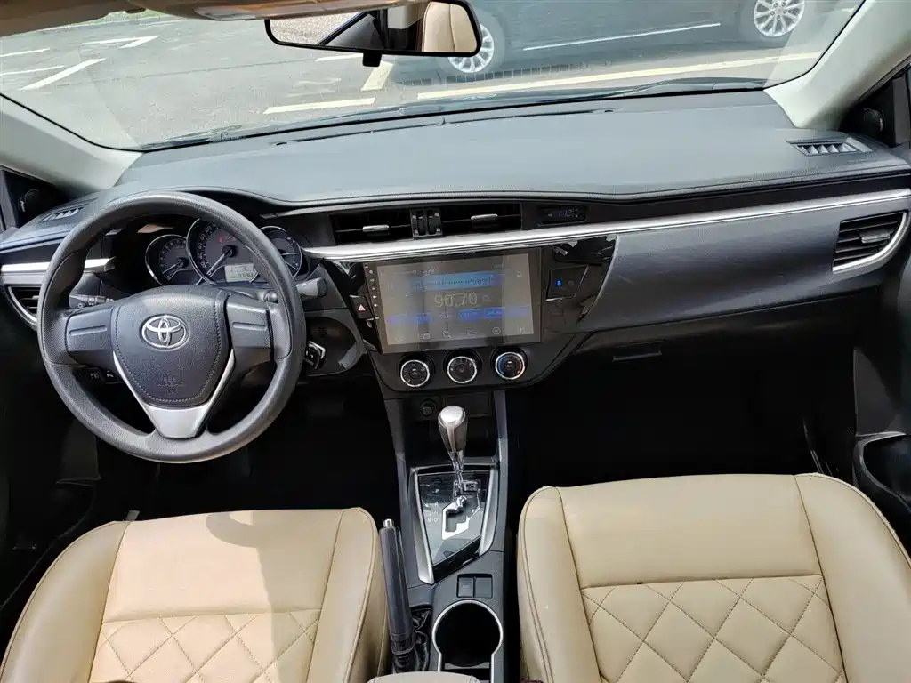 TOYOTA RALINK 2015