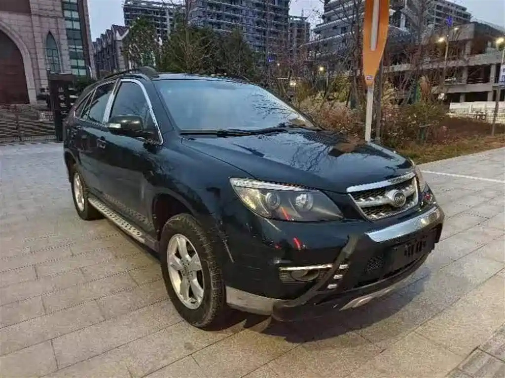 BYD S6 2013