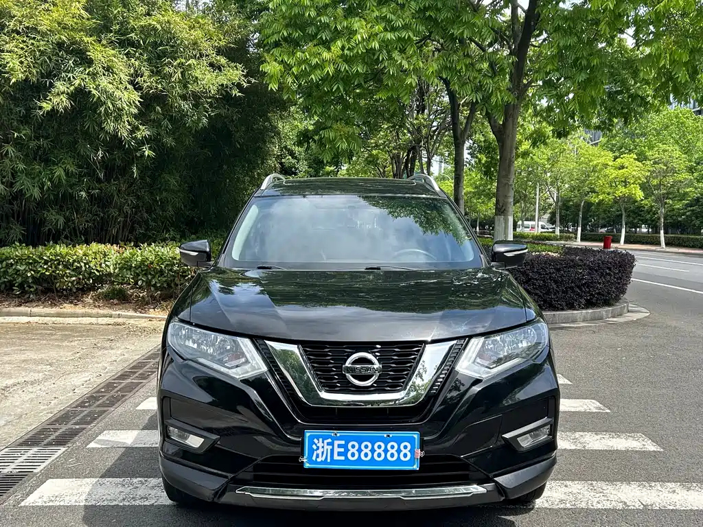 NISSAN X-TRAIL 2017