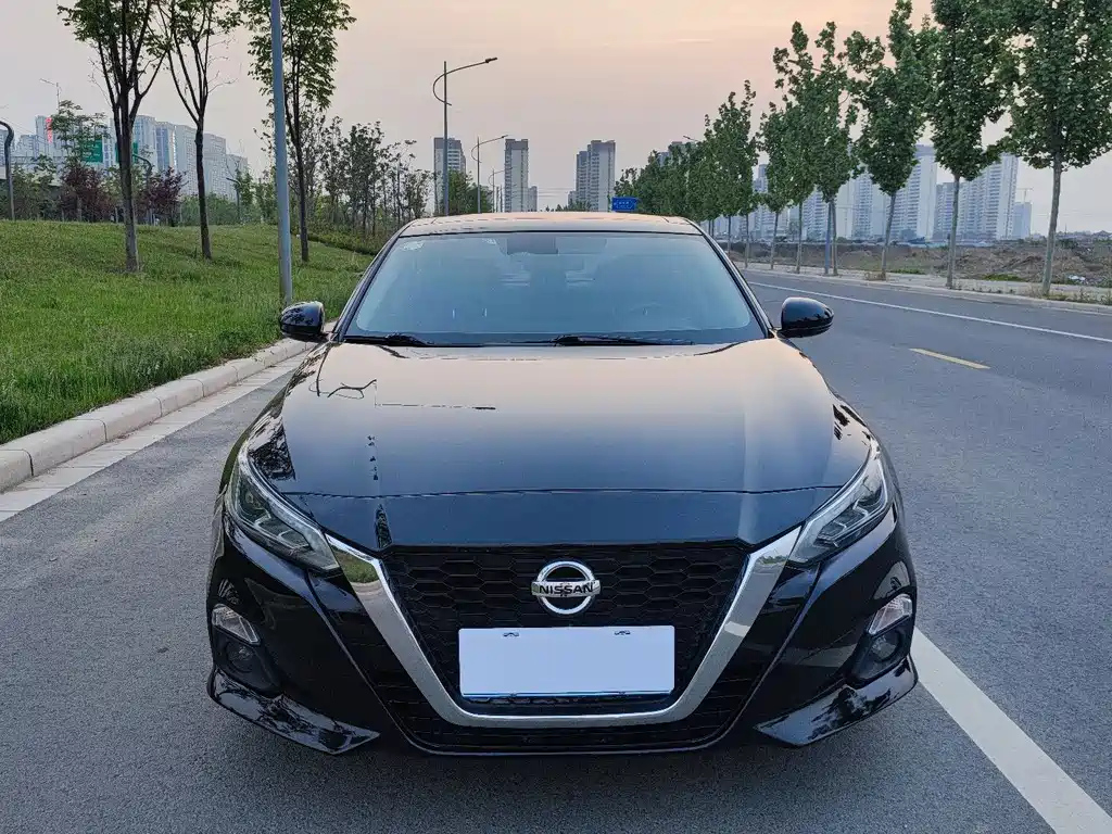 NISSAN TEANA 2021