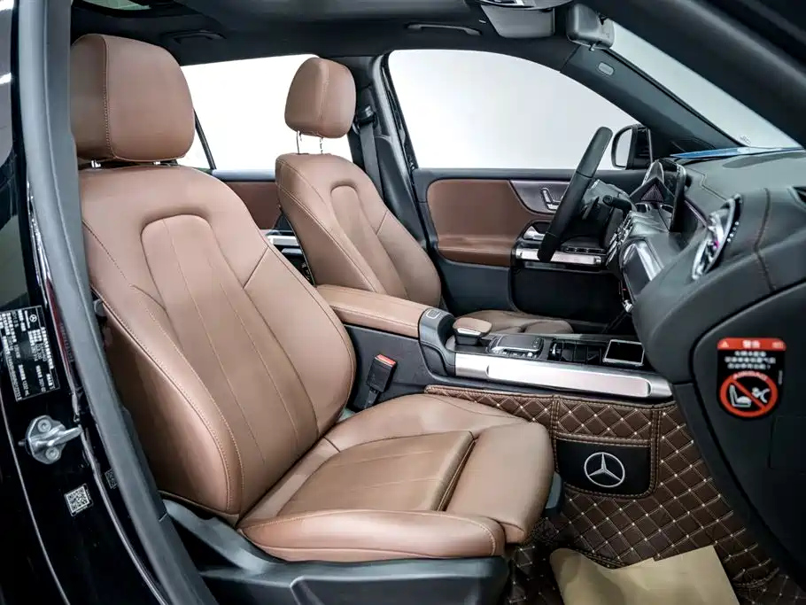 MERCEDES BENZ GLB 2021