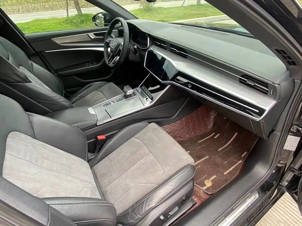 AUDI A6L 2020