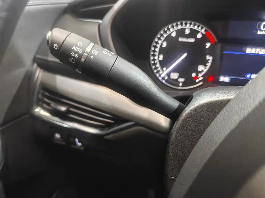 CADILLAC XT4 2022