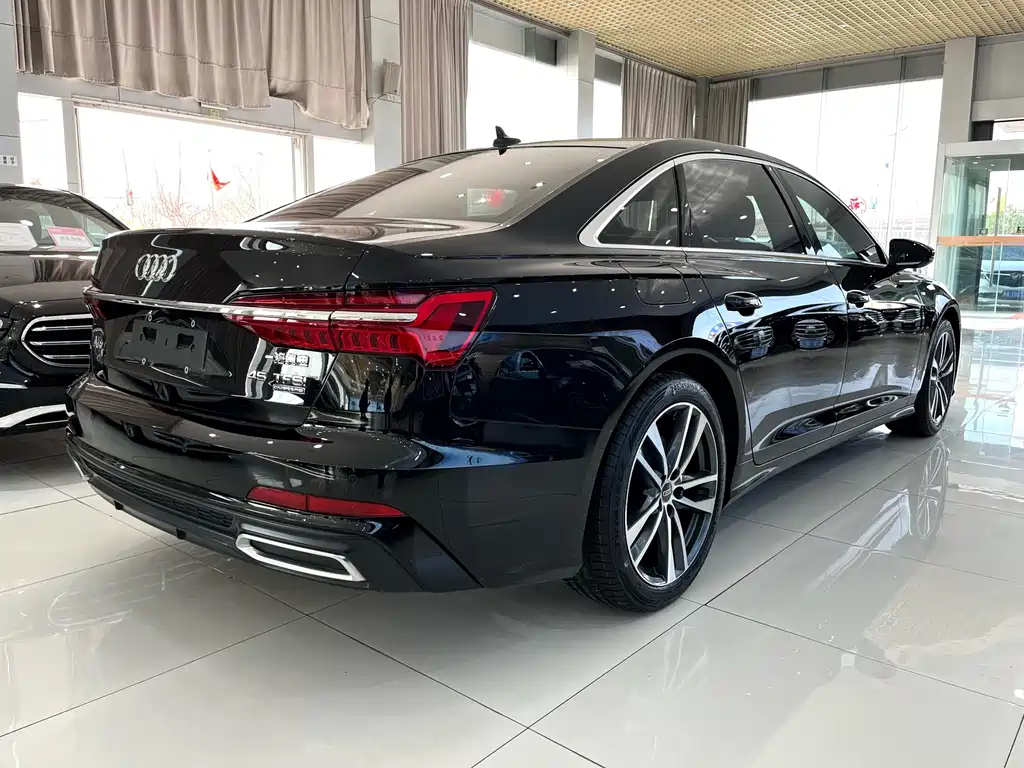 AUDI A6L 2020