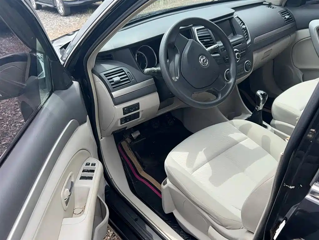 DONGFENG AEOLUS A60 2016