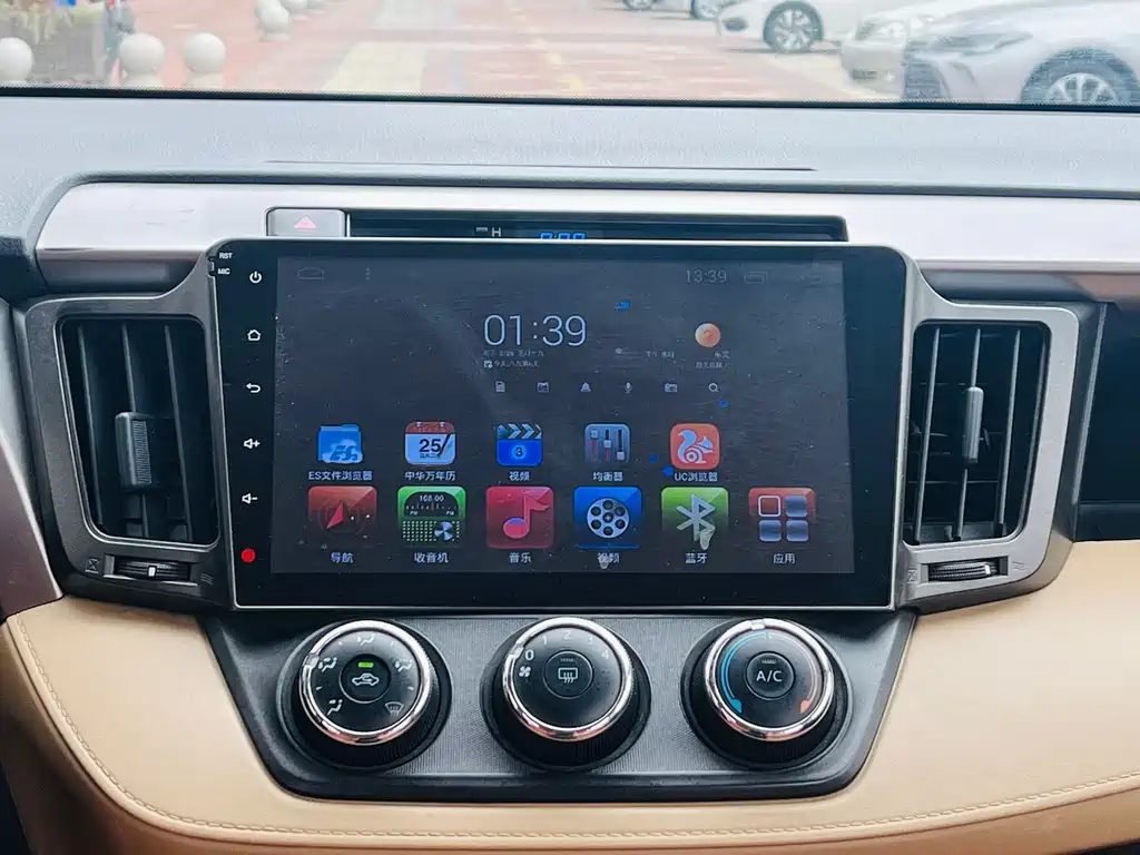TOYOTA RAV4 RONGFANG 2017