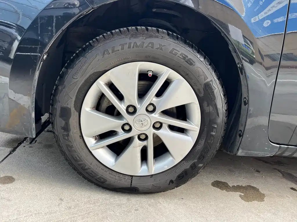 TOYOTA COROLLA 2014