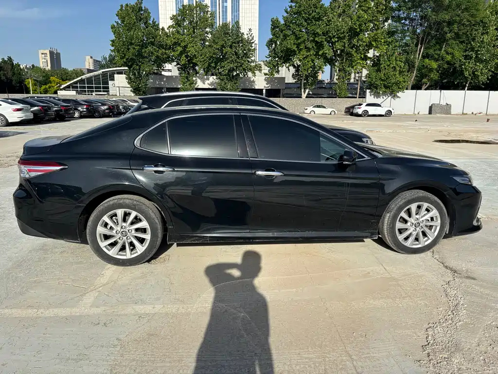 TOYOTA CAMRY 2022
