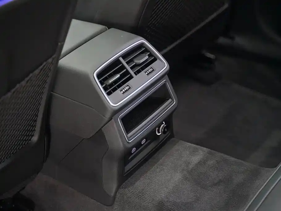 AUDI A6L 2023