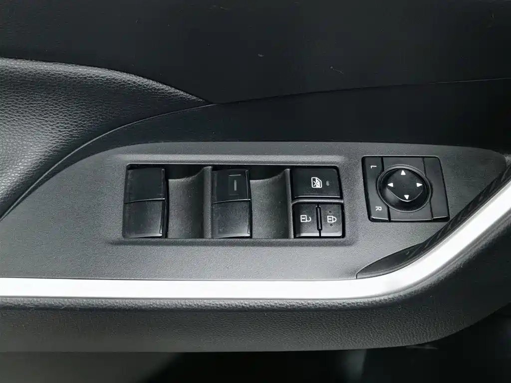 TOYOTA WILDLANDER 2021