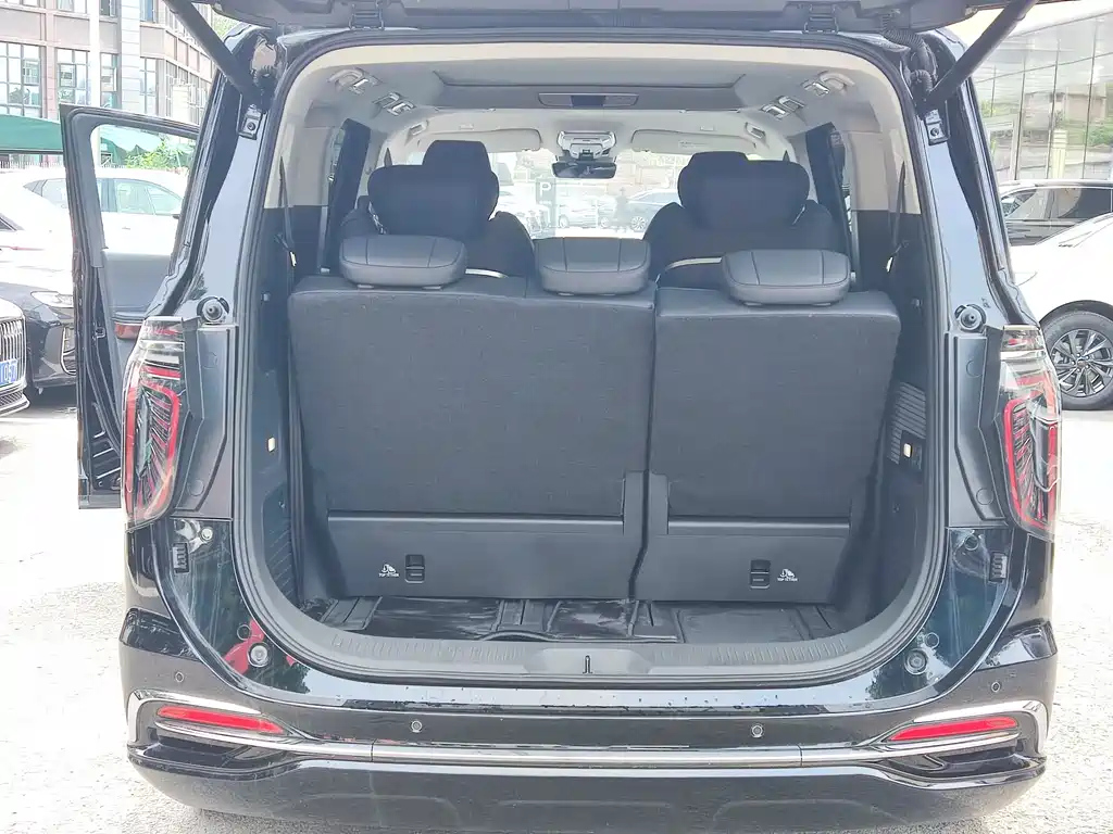 HONGQI HQ9 2023
