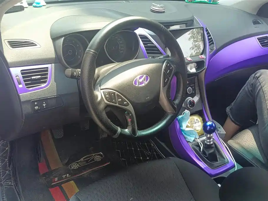 HYUNDAI ELANTRA 2013