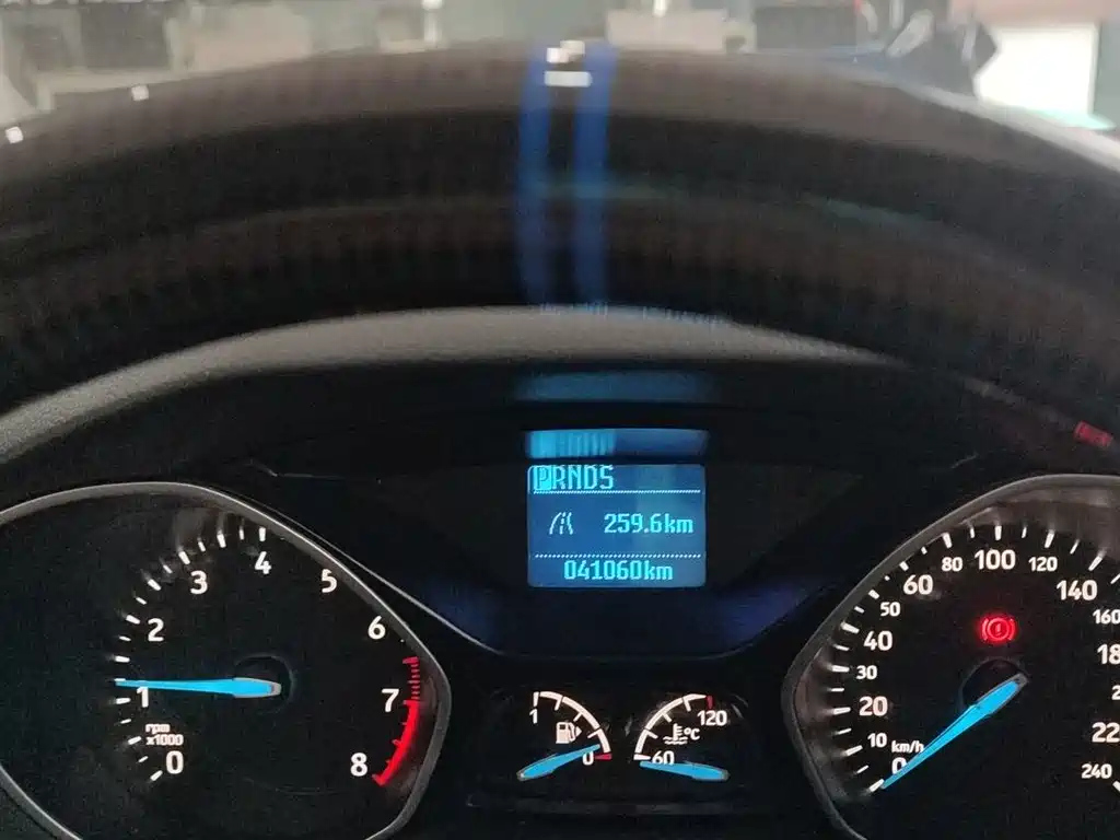 FORD FOCUS 2016