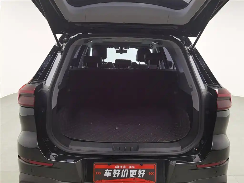 CHERY TIGGO 8 2021