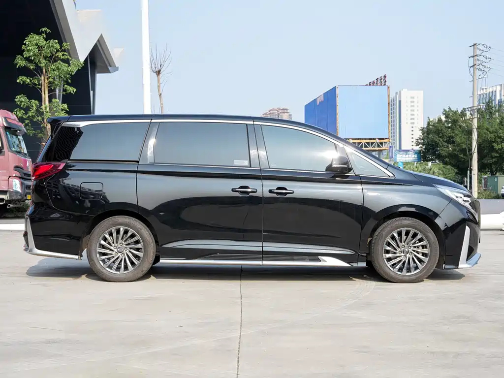 TRUMPCHI M8 2021