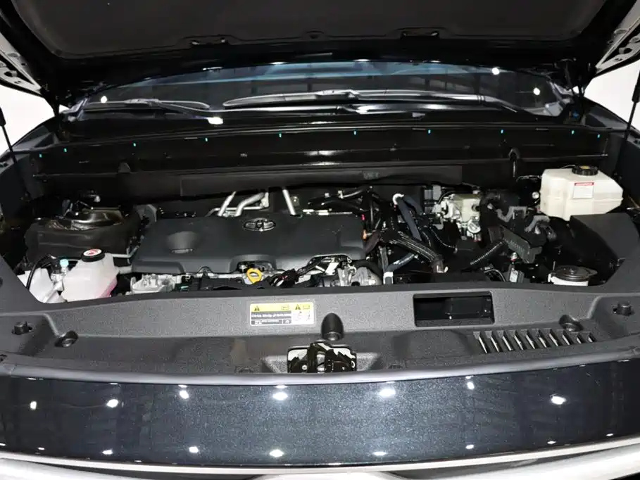 TOYOTA HIGHLANDER 2023