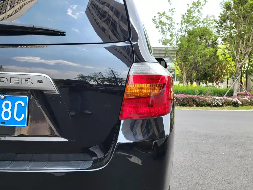 TOYOTA HIGHLANDER 2009