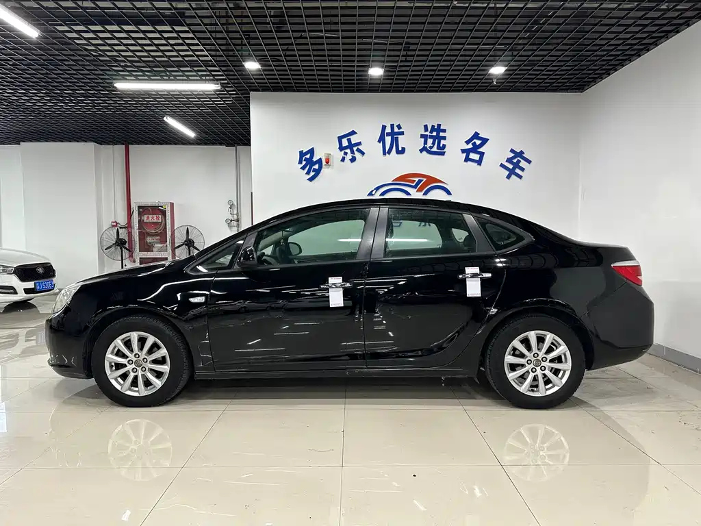 BUICK EXCELLE 2013